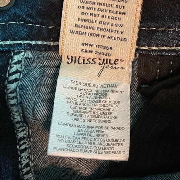 LAST DAY! Miss Me Embroidered Jeans - Picture 13 of 13